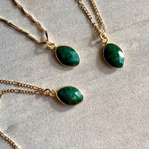 Last 1! 🌟HP 10/28🌟Emerald Gemstone Necklace - Picture 3 of 5